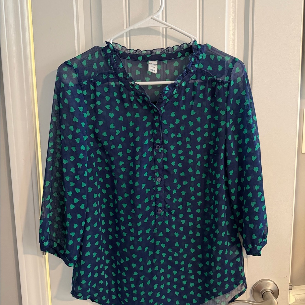 Women's Blue and Green Heart Patterned Top